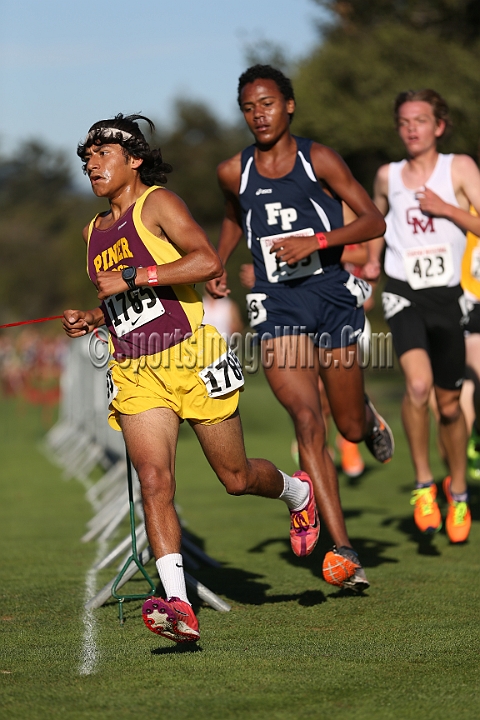 2013SIXCHS-005.JPG - 2013 Stanford Cross Country Invitational, September 28, Stanford Golf Course, Stanford, California.